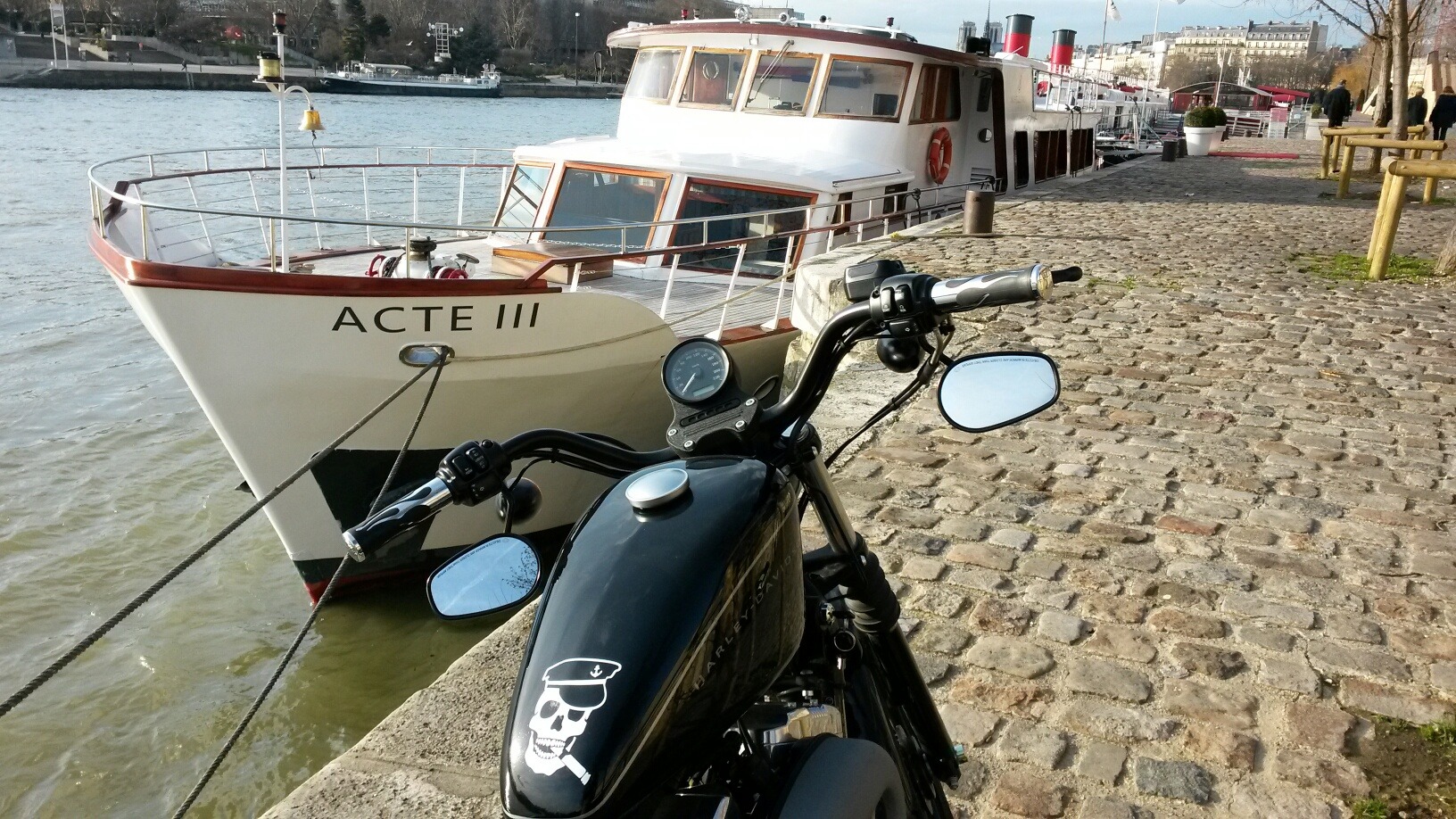 BBoulette aperçu sur les quais de Seine ce week end.