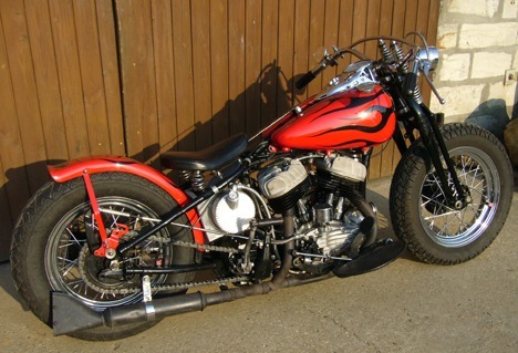 1942_Harley_WLA_Flathead_Bobber_468x319